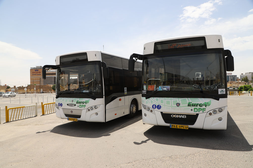 مژده شهردار قم به شهروندان / ۶۴ اتوبوس شهری به ناوگان حمل‌ونقل عمومی اضافه می‌شود