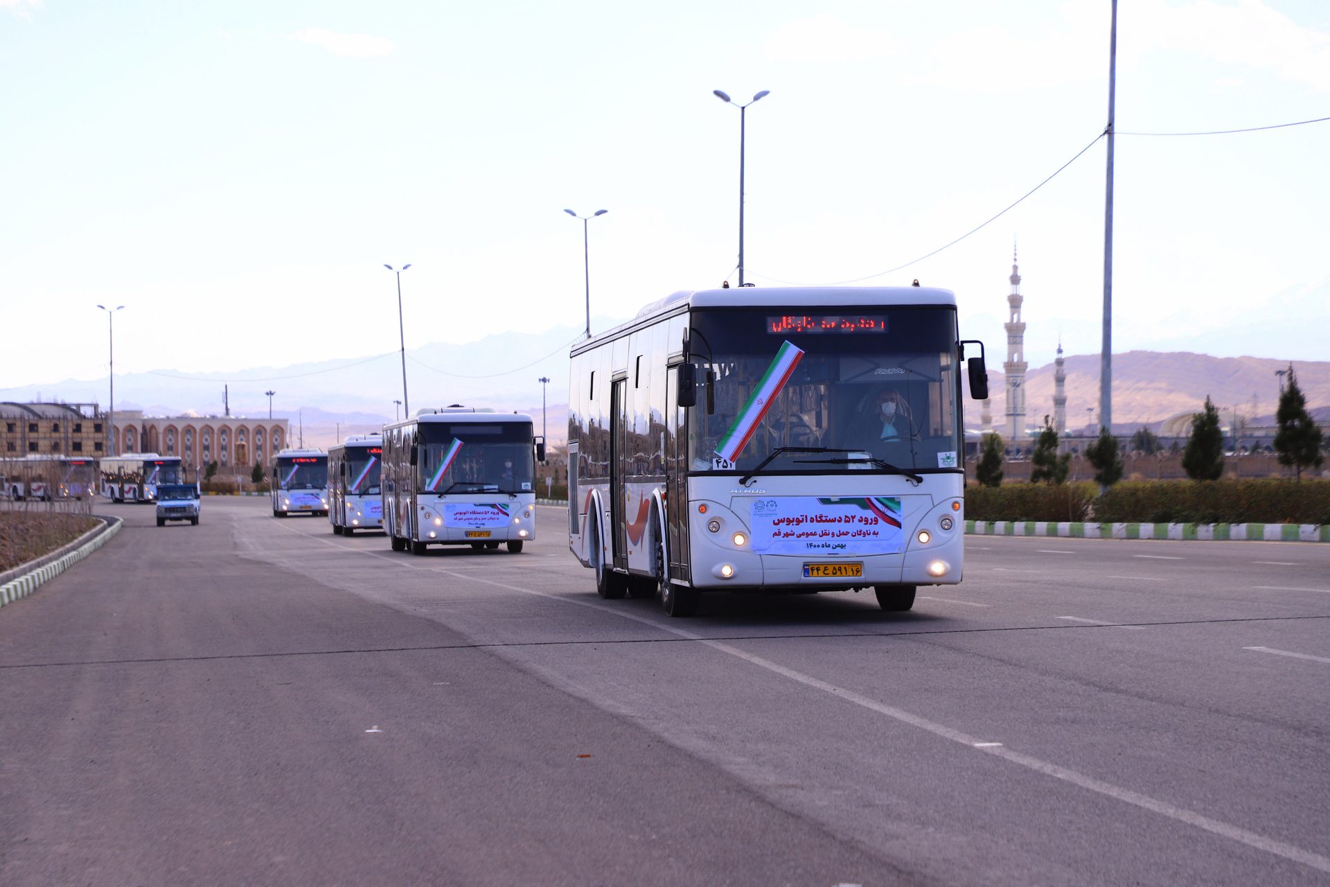 ۱۰۰ دستگاه اتوبوس جدید به ناوگان اتوبوسرانی شهر قم اضافه می‌شود/جابه‌جایی بیش از ۹۵ هزار مسافر در روز با اتوبوس شهری