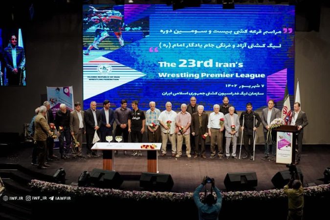 کشتی دانشگاه قم در لیگ برتر ایران