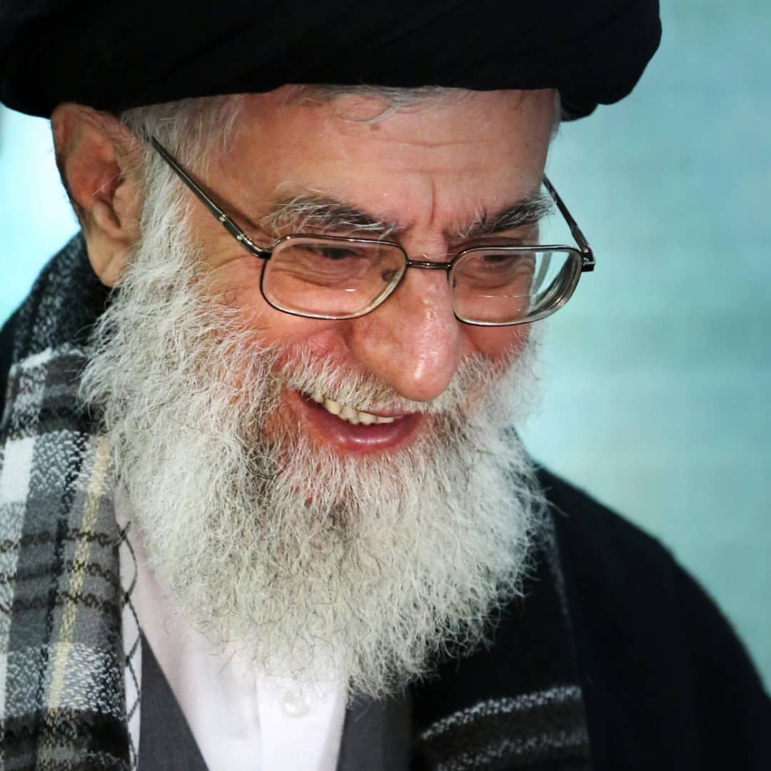 توصیه رهبر شهید انقلاب به کنکوری‌ها: «بی‌خودی از کنکور نترسید»