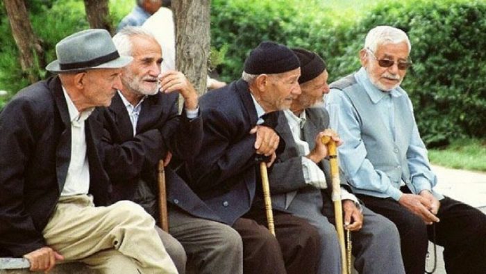 سالمندی؛ فصل بلوغ انسانیت، نه افول آن سالمندی؛ فصل بلوغ انسانیت، نه افول آن