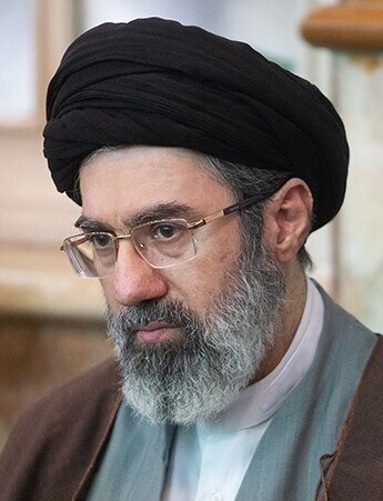 رهبر انقلاب ۶ فرمانده عالی‌رتبه را منصوب کردند